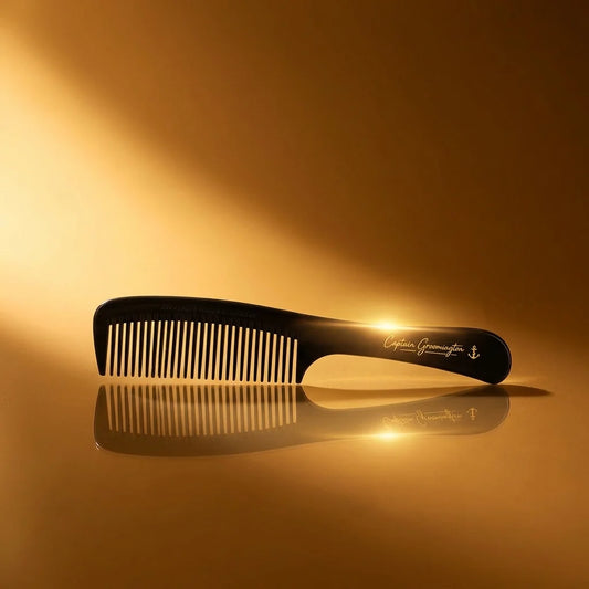 carbon-fiber-beard-comb hover
